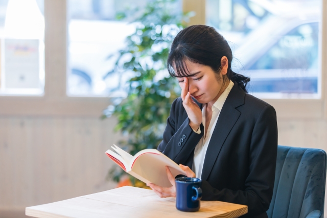 女性　資格勉強