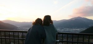 就職できない女性