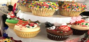 クリスマス用のカップケーキ